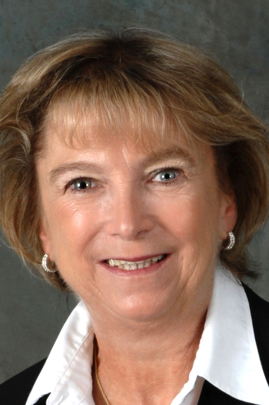 Susan "Sue" Doyon, Real Estate Agent Bedford, NH Coldwell Banker Realty