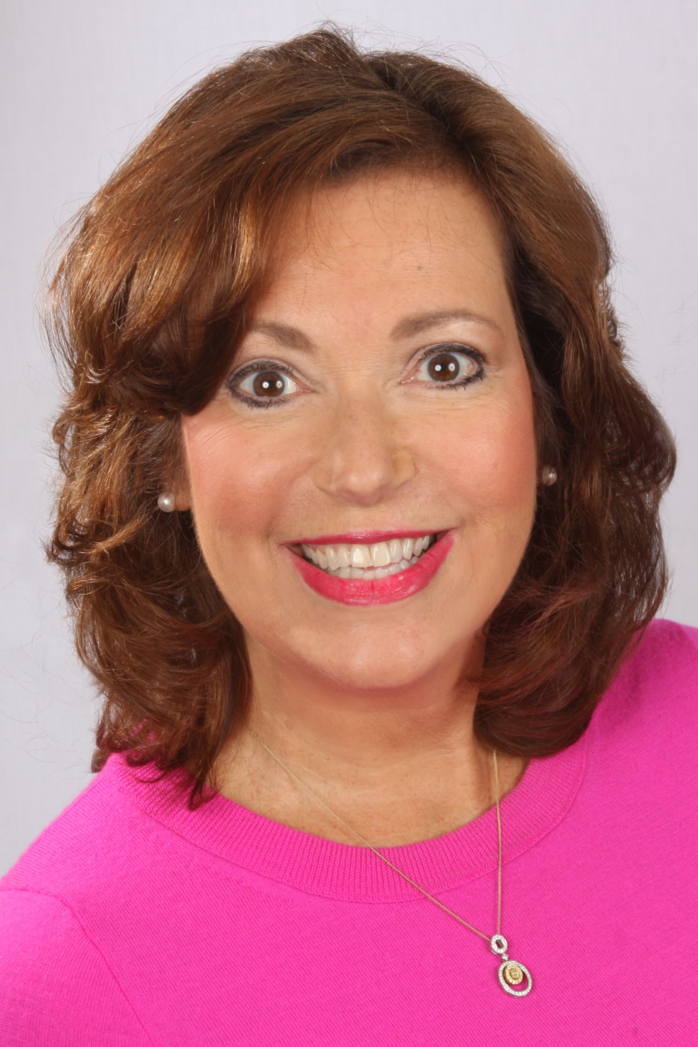 Laureen Kennedy, Real Estate Agent Cheshire Coldwell Banker Realty