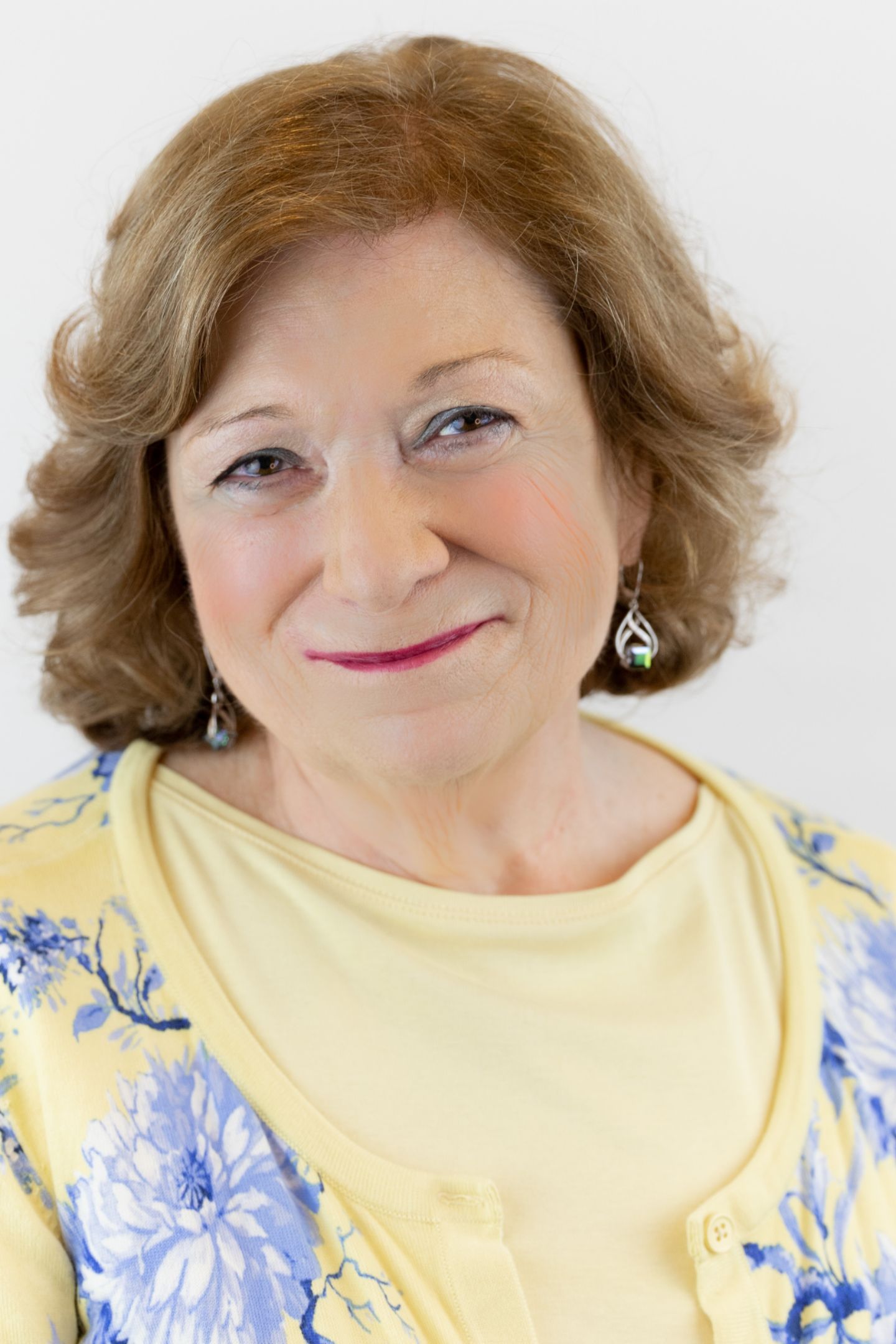 Lee Gill, Real Estate Agent Oxford, CT Coldwell Banker Realty