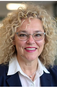 Maya Kefalov image