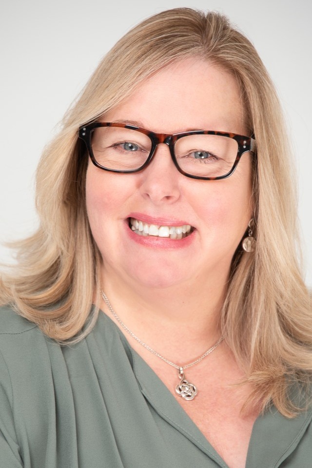 Janice Broga, Real Estate Agent North Haven Coldwell Banker Realty