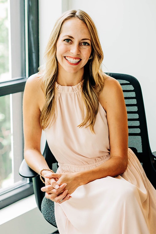 Jessalyn Manville, Real Estate Agent Wayzata, MN Coldwell Banker Realty