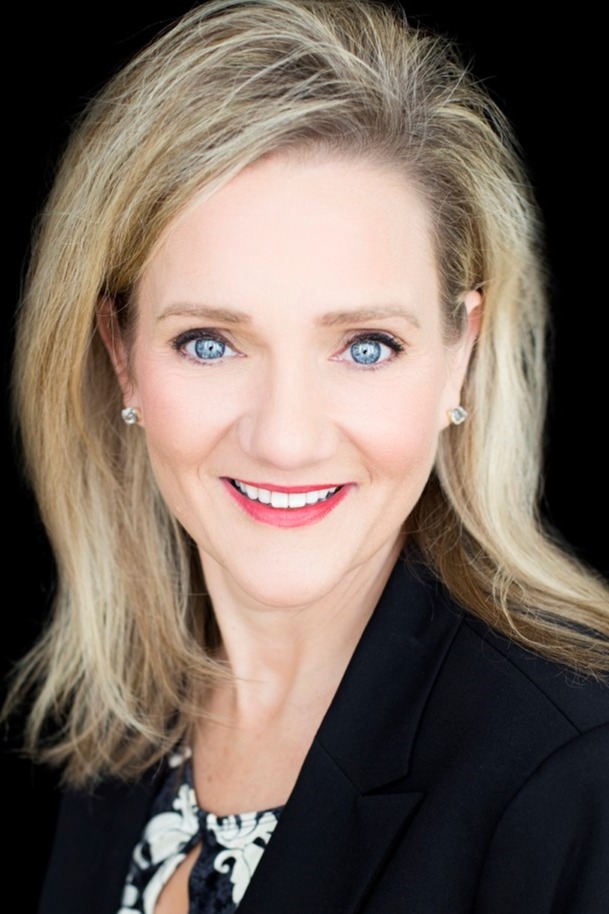 Christine Williams, Real Estate Agent Saint Charles Coldwell Banker