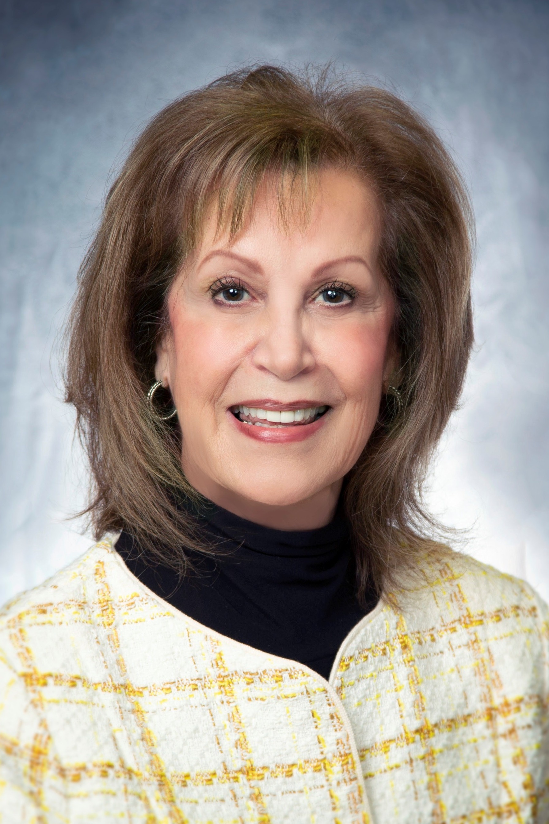 Ferretti, Real Estate Agent Chesterfield, MO Coldwell Banker RealtyGundaker