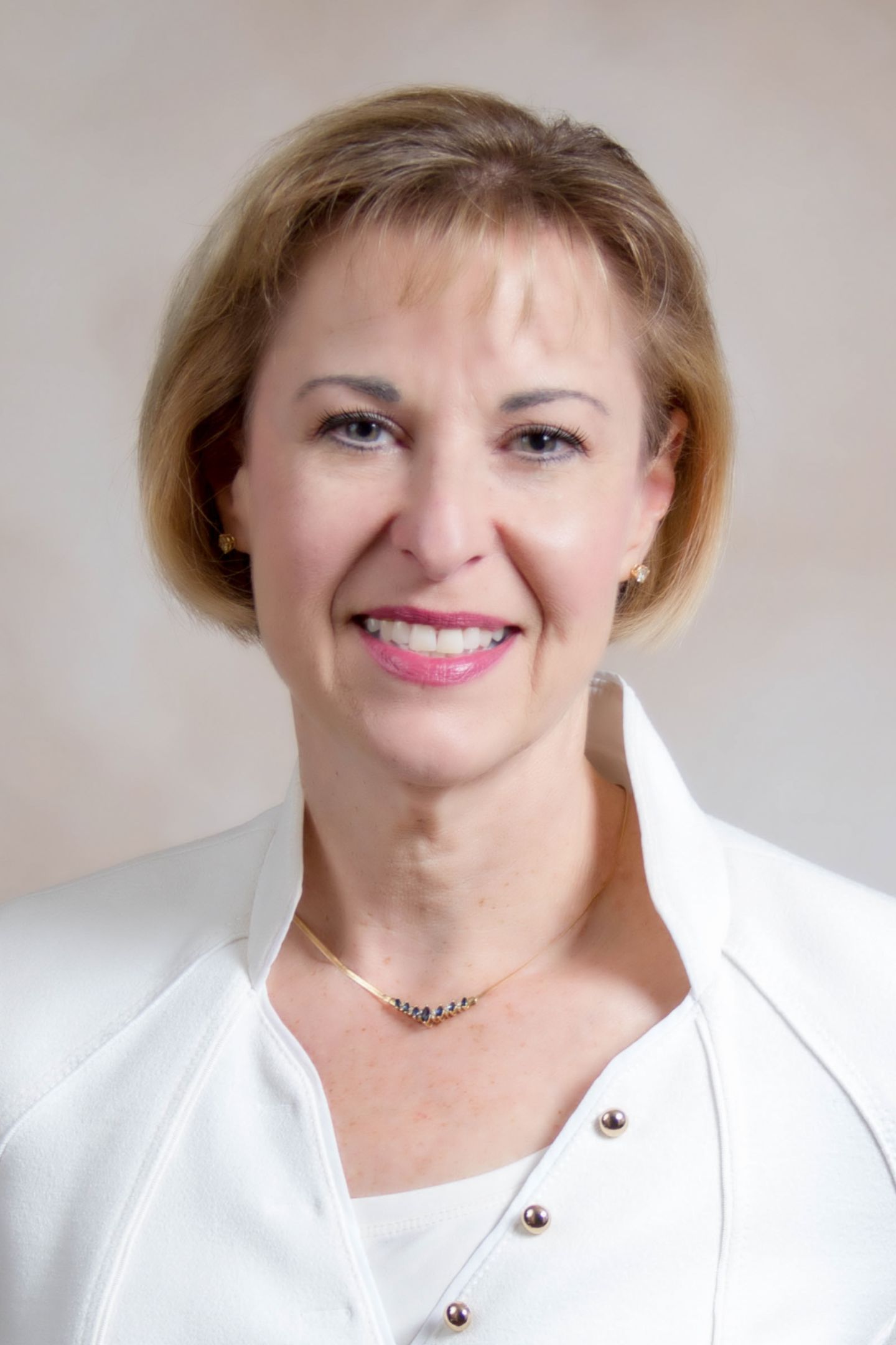 Suzi Heller, Real Estate Agent Chesterfield Coldwell Banker Realty