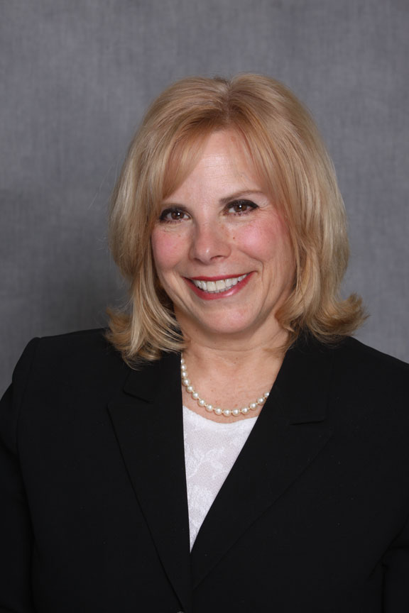 Emilia Blasco, Real Estate Agent Middletown Coldwell Banker Realty