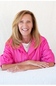 Donna Gallinaro image