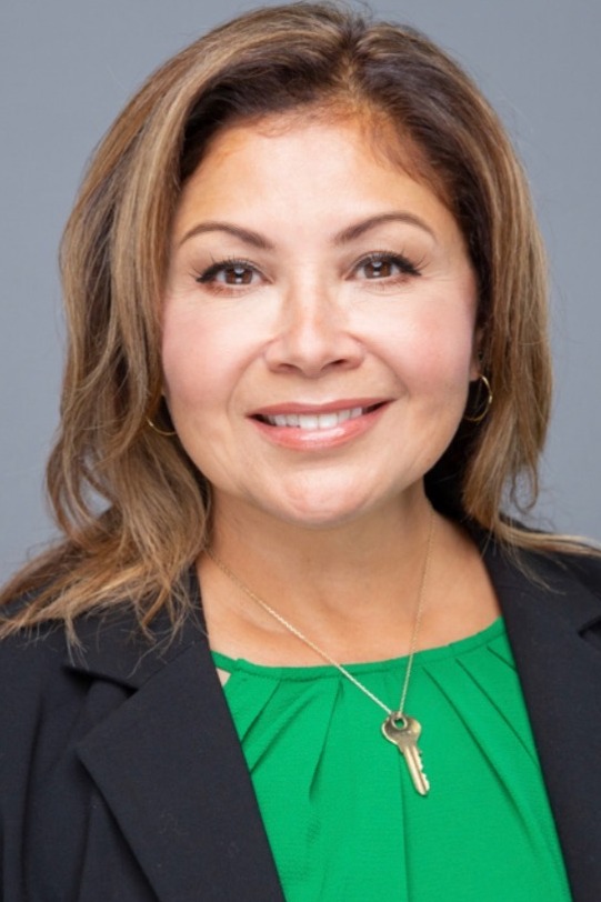 Michelle Perry, Real Estate Agent Hill Coldwell Banker Realty