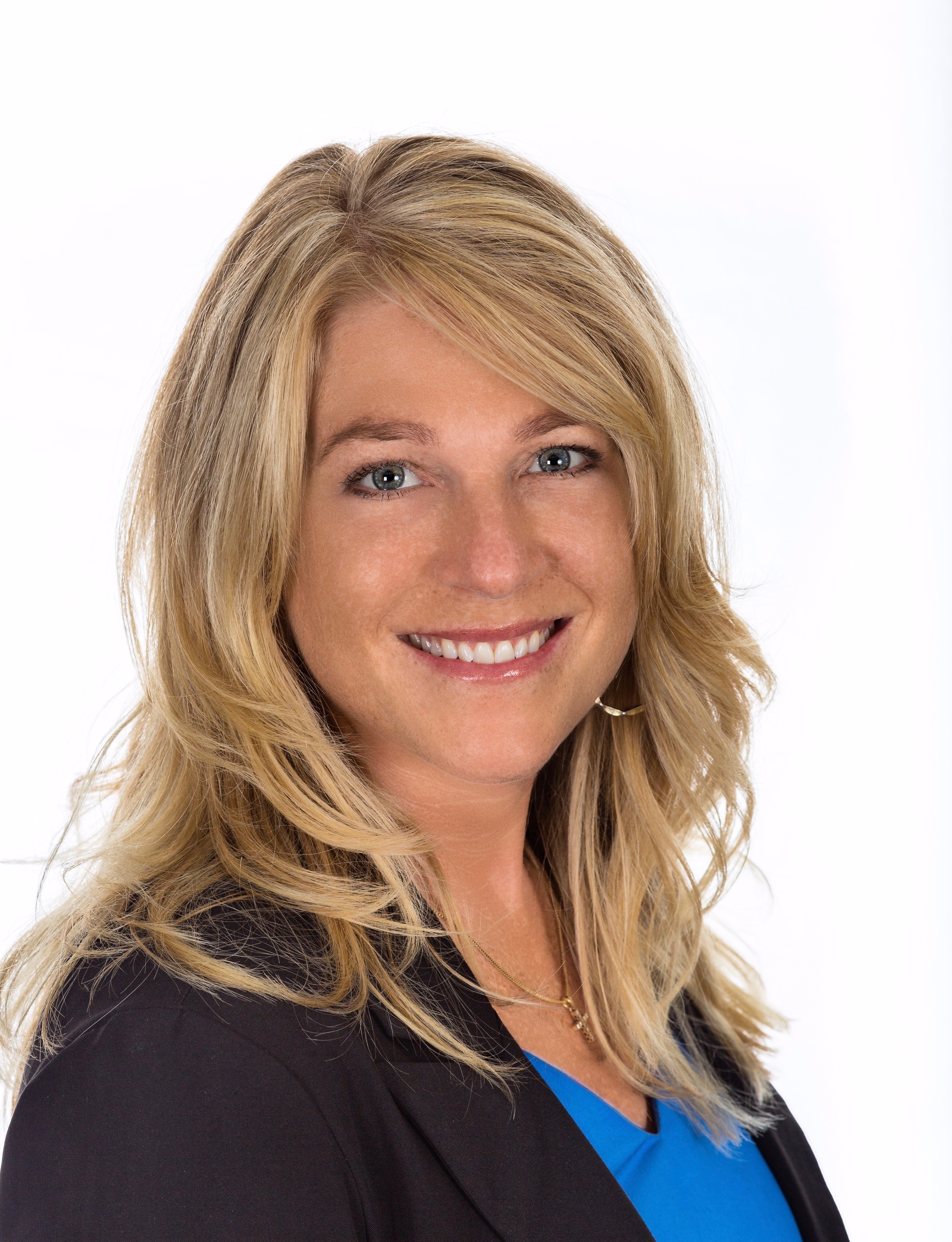 Suzanne Russo, Real Estate Agent Easton Coldwell Banker Realty