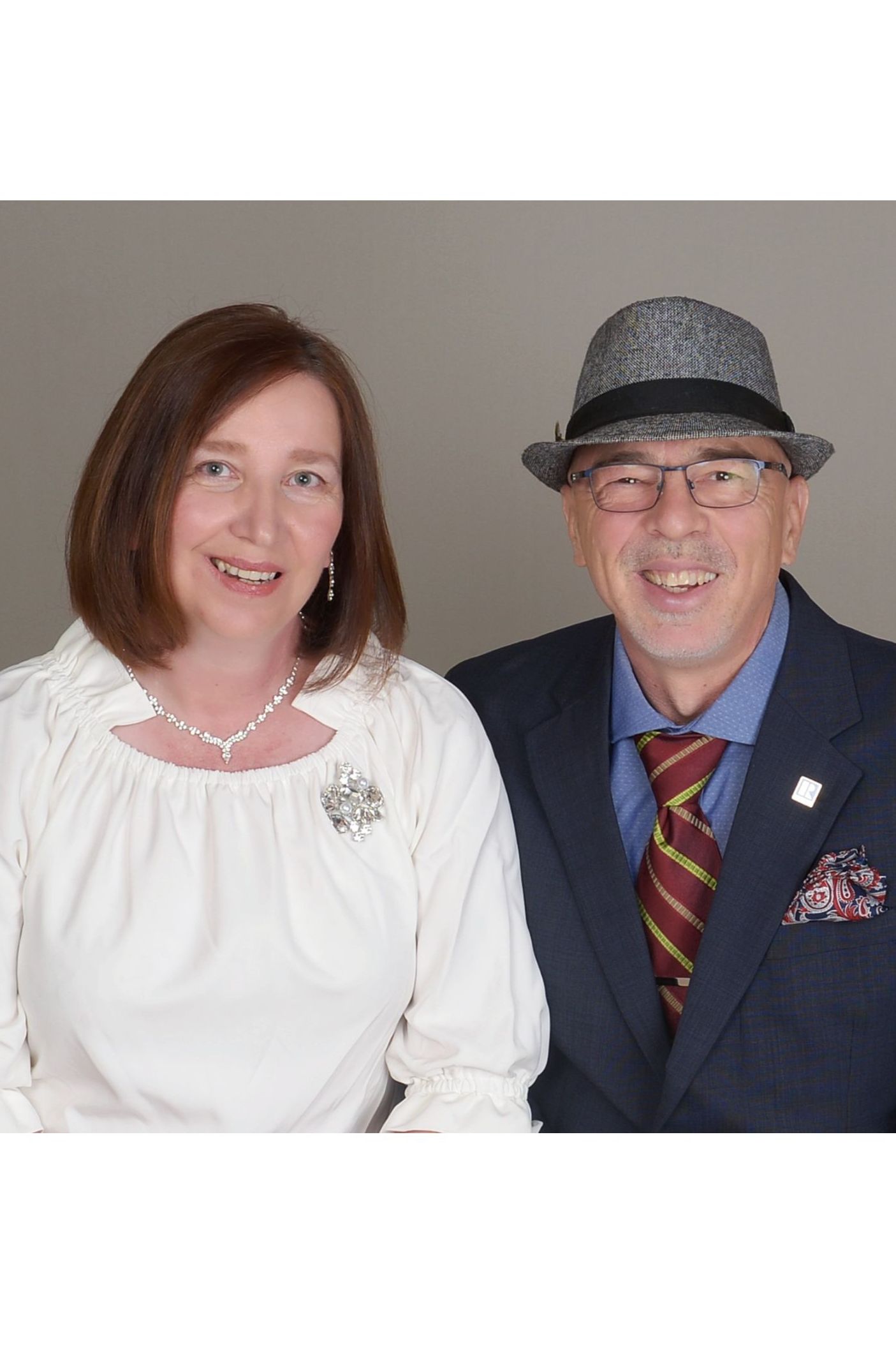 Isabelle Tcholakov, Real Estate Agent La Jolla Coldwell Banker Realty