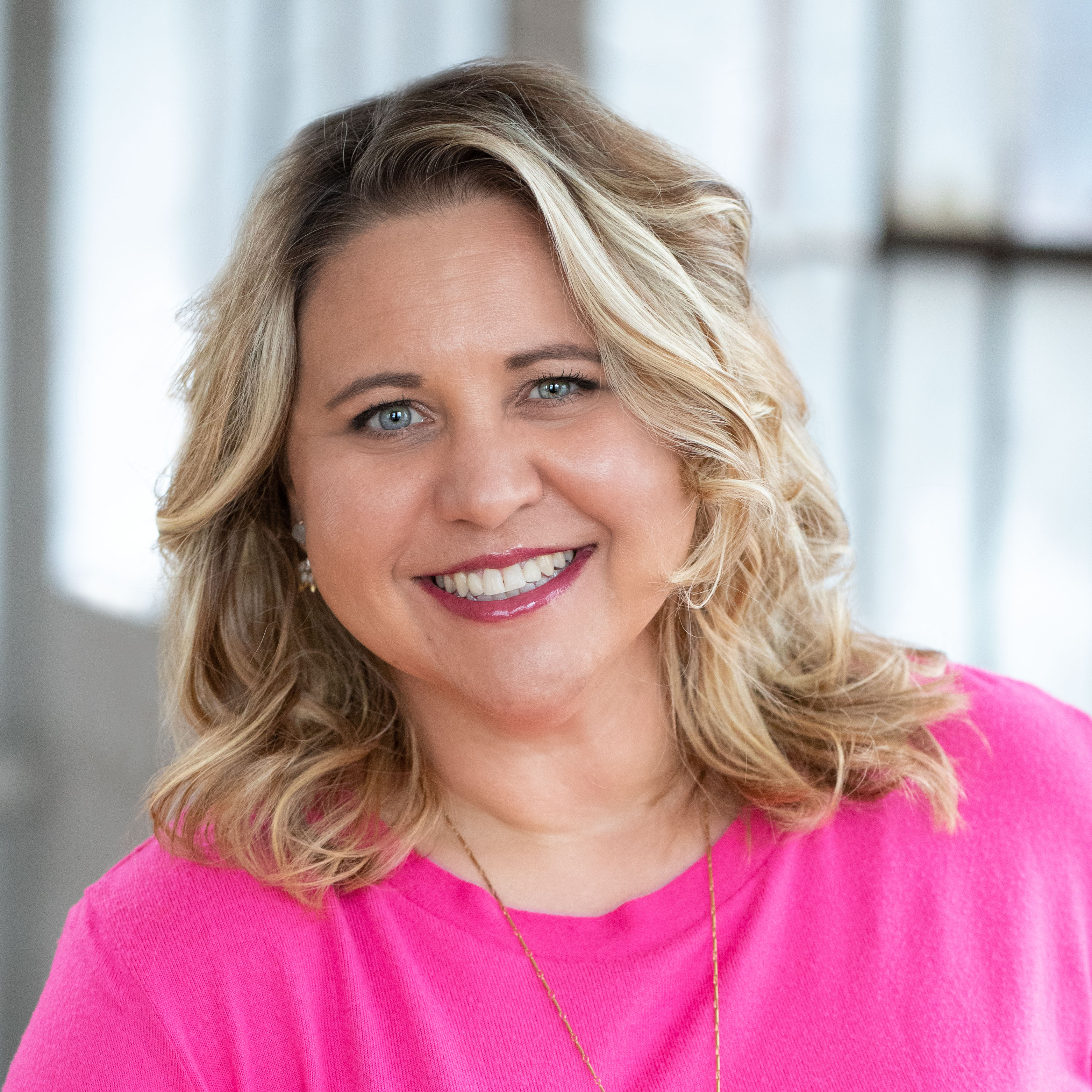 Kari Wendroth, Real Estate Agent Buffalo, MN Coldwell Banker Realty