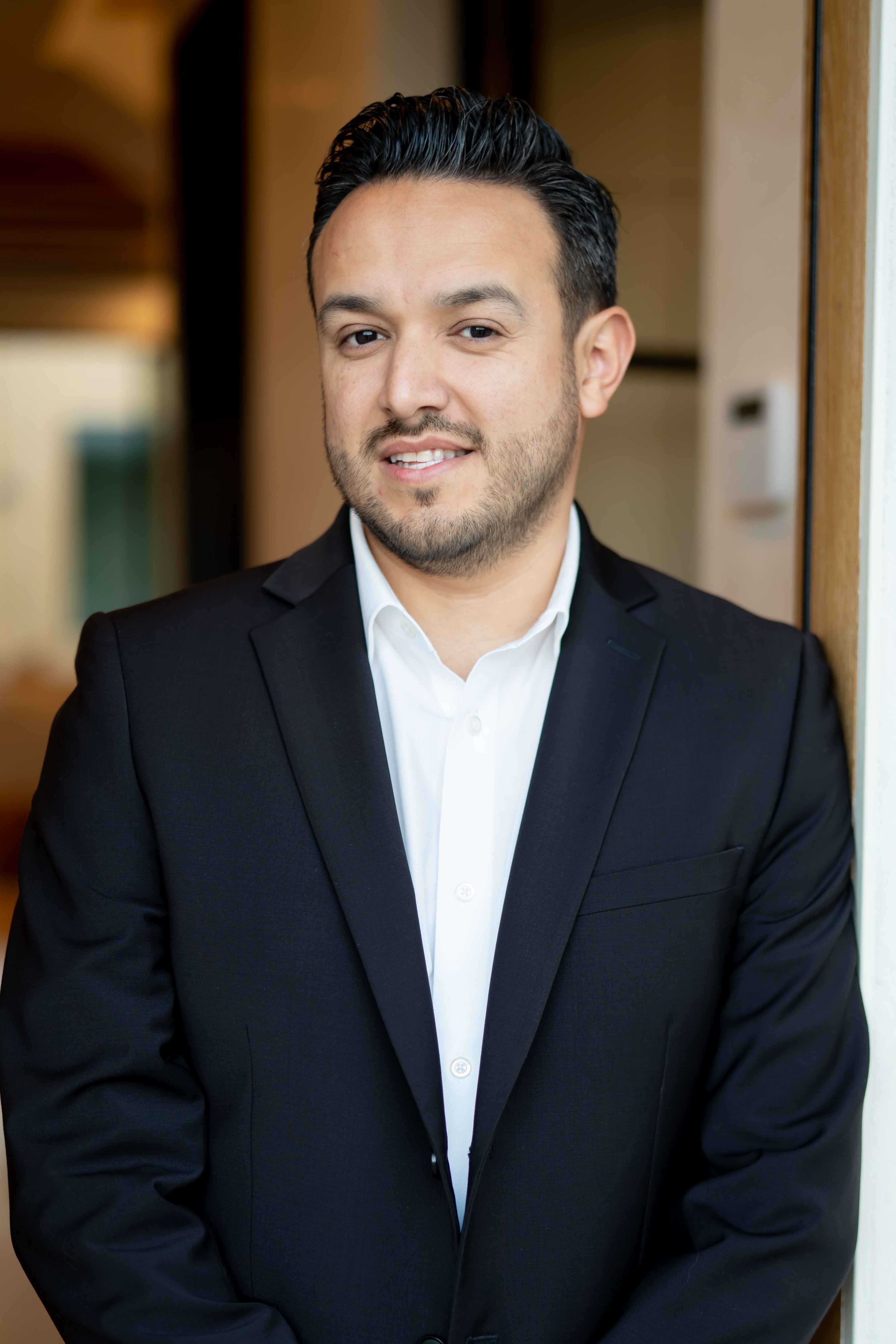 Alexander Cabrera, Real Estate Agent Sherman Oaks, CA Coldwell