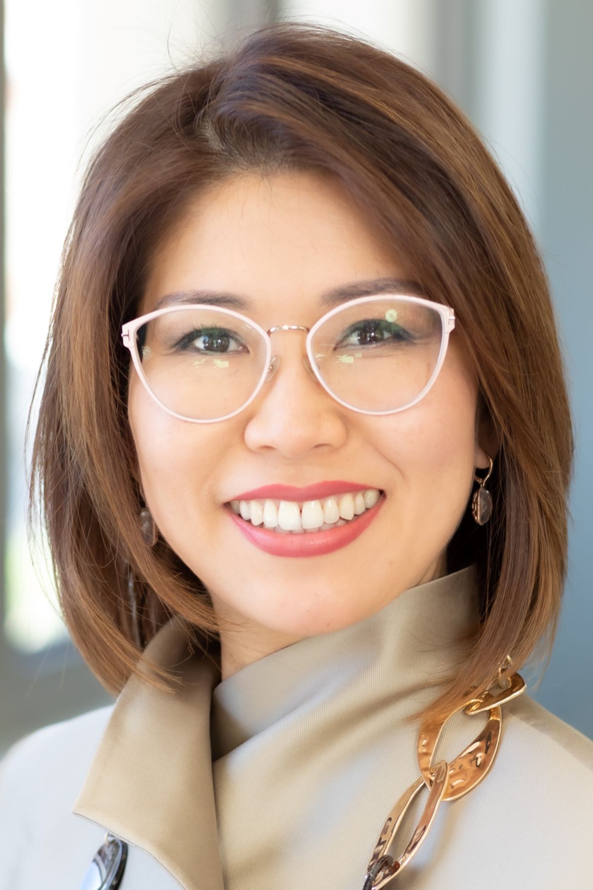 Amadee Vongthongsri, Real Estate Agent Burlingame, CA Coldwell