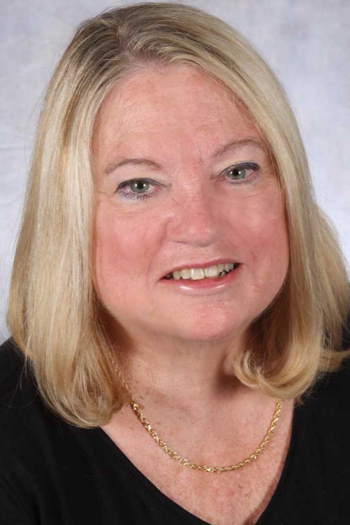 Donna Kuehn, Real Estate Agent Danbury, CT Coldwell Banker Realty