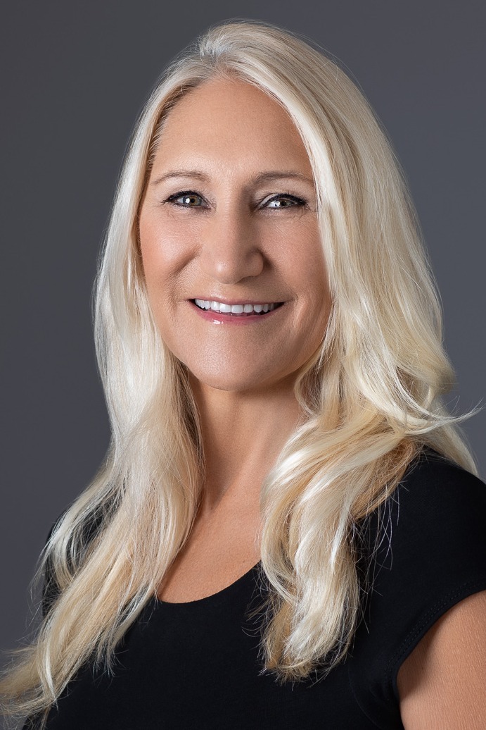 Karla Casey, Real Estate Agent Honolulu, HI Coldwell Banker Realty