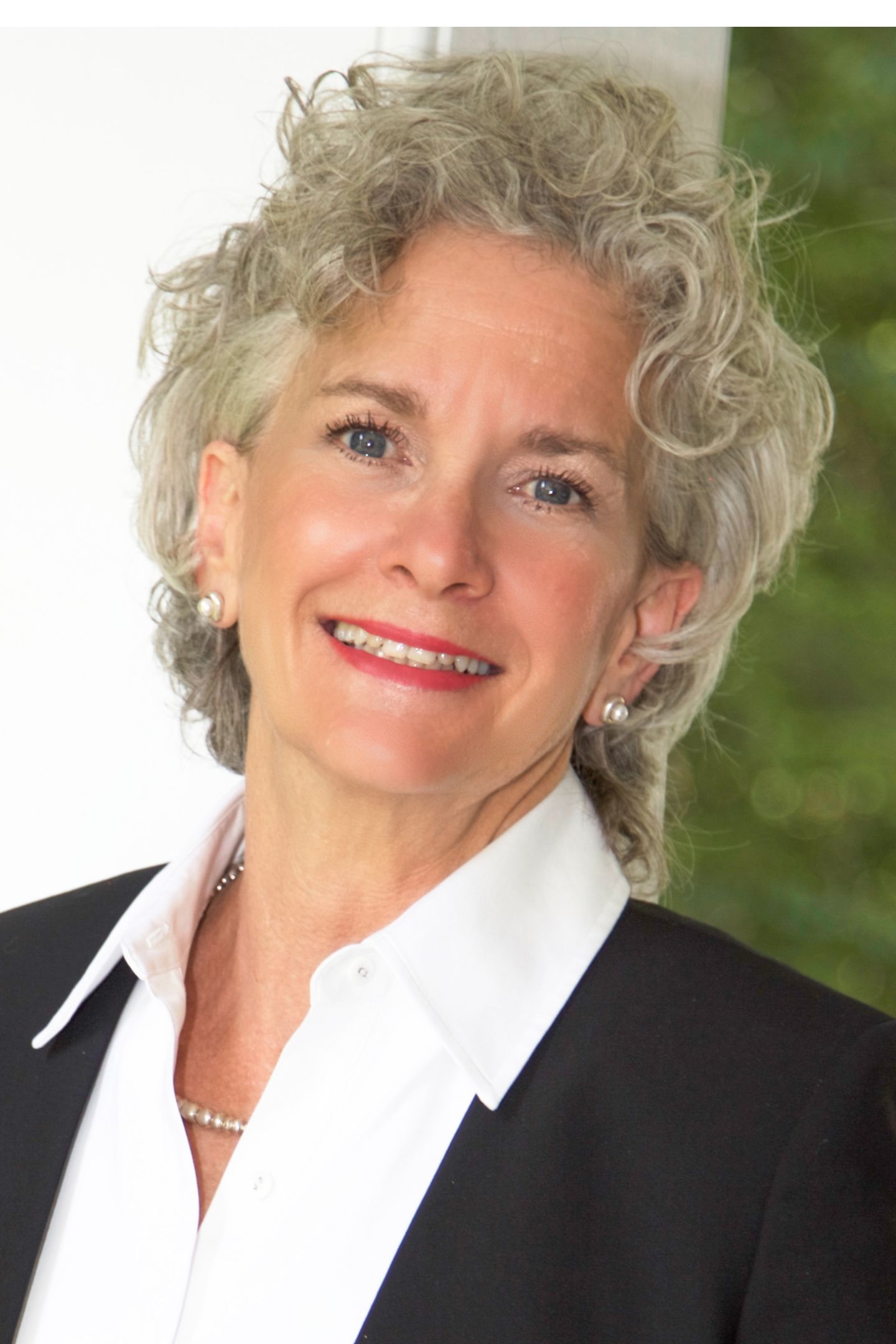 Martha Eidman, Real Estate Agent Westport, CT Coldwell Banker Realty