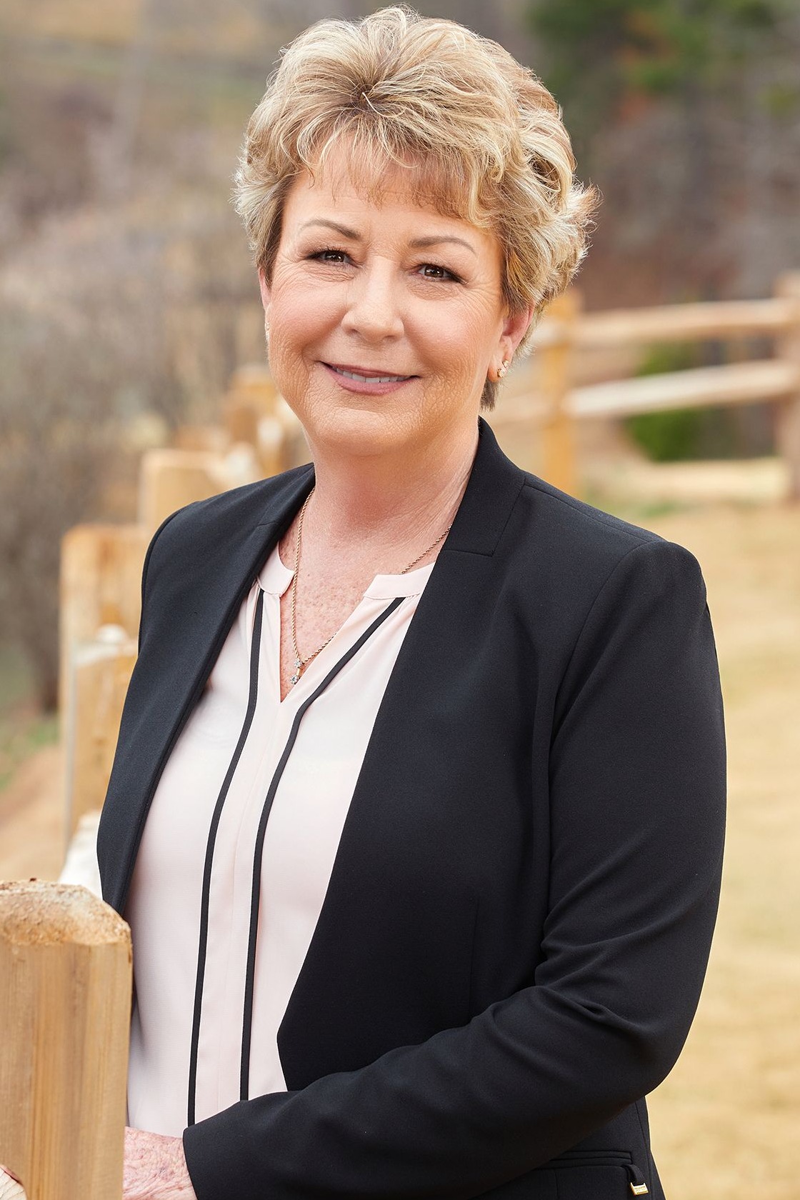 Cindy Beasley, Real Estate Agent Jasper Coldwell Banker Realty