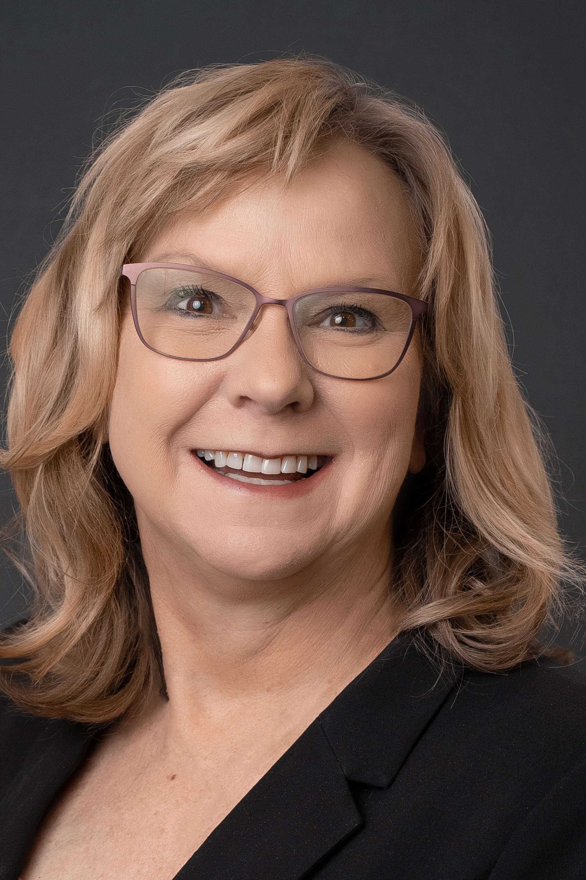 Ann Walker, Real Estate Agent Maryland Heights, MO Coldwell Banker