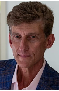 Lee Bowling image