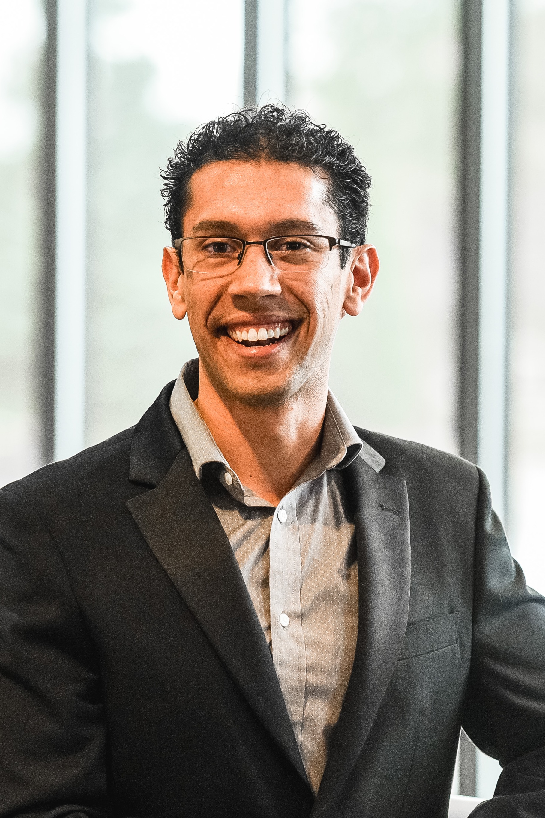 Diego Ochoa, Real Estate Agent Naperville, IL Coldwell Banker Realty