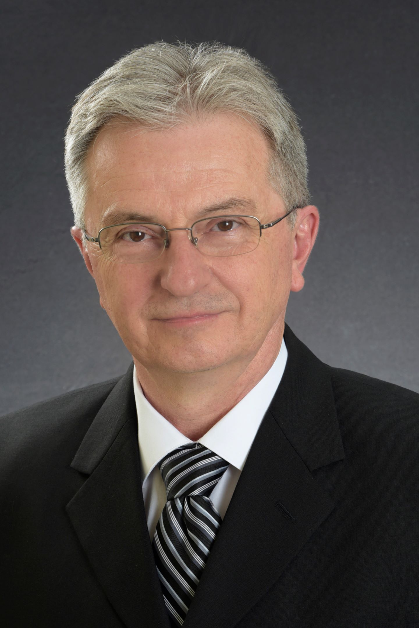 Frank Sevcik, Real Estate Agent Schaumburg Coldwell Banker Realty