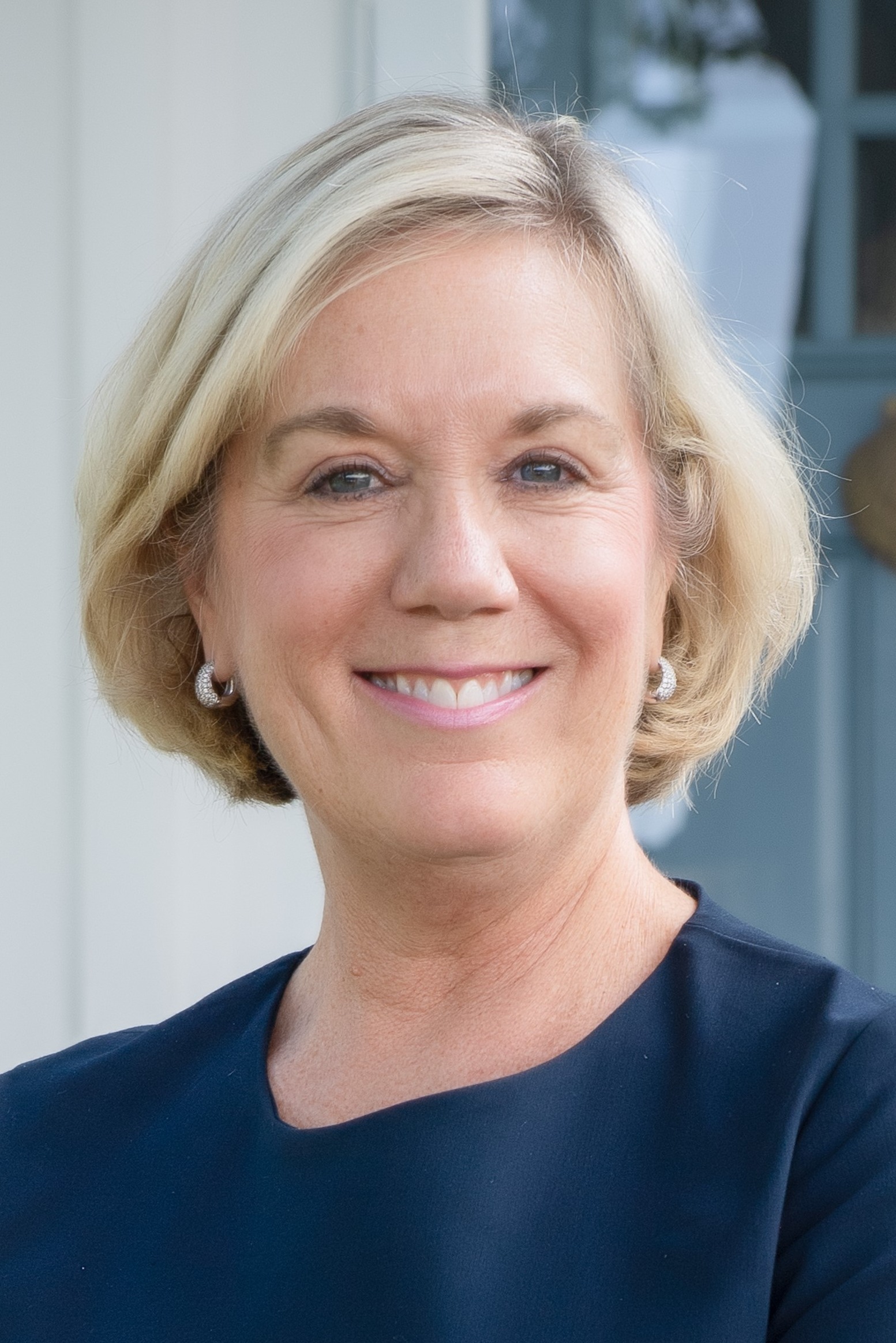 Pamela Bates, Real Estate Agent Hingham Coldwell Banker Realty