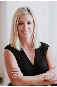 Marni Luby image