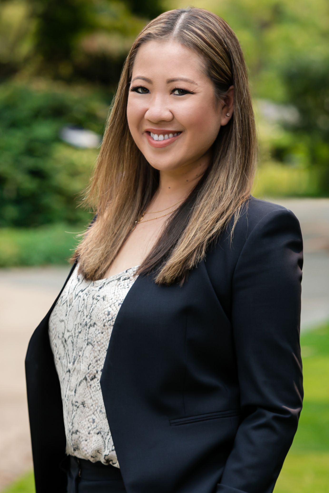 Jenn Wong, Real Estate Agent Burlingame, CA Coldwell Banker Realty