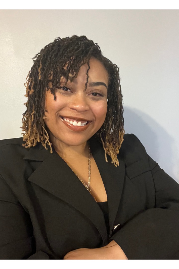 Kat Lomax, Real Estate Agent Florissant Coldwell Banker RealtyGundaker