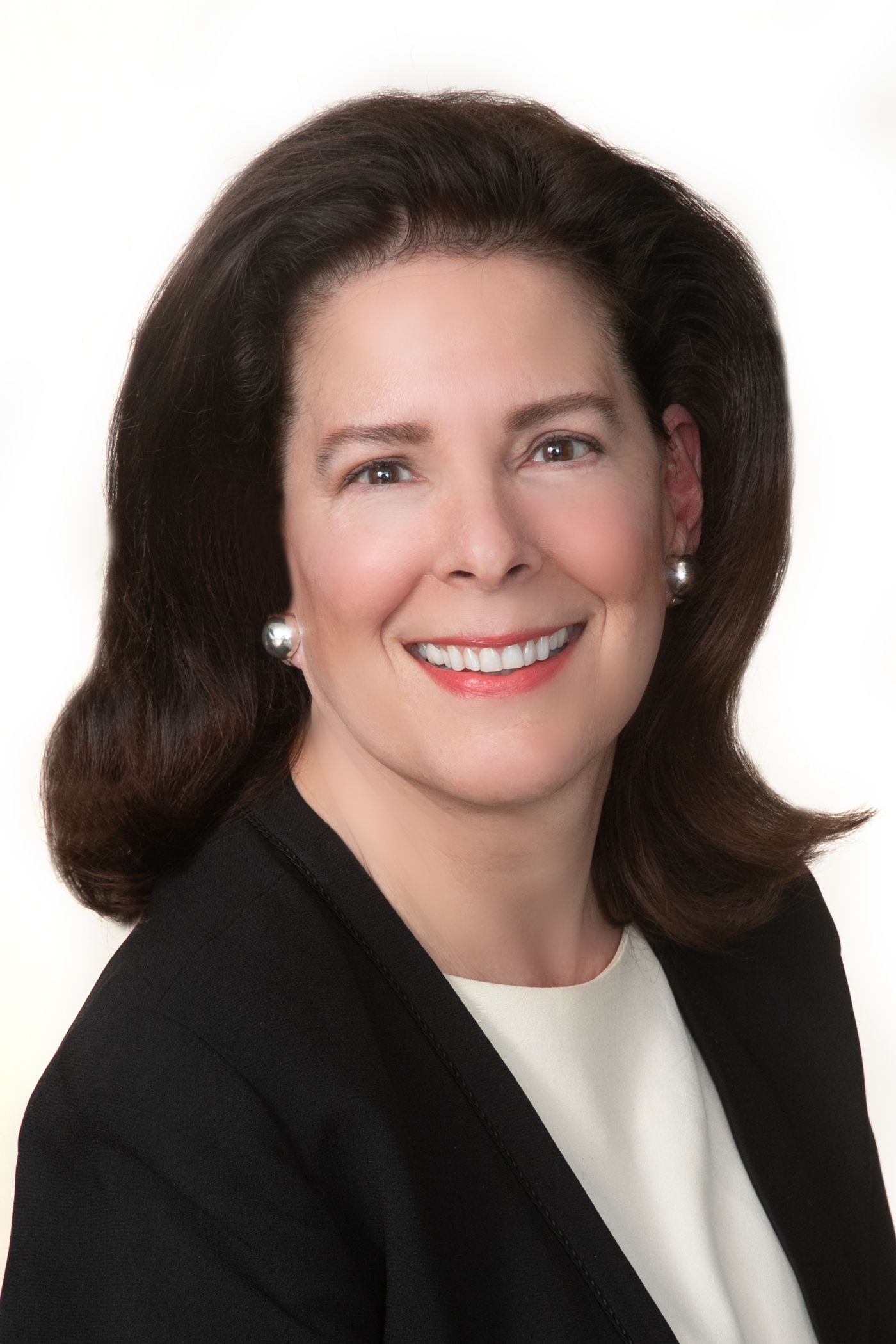 Catherine Castleberry, Real Estate Agent Greenwich, CT Coldwell