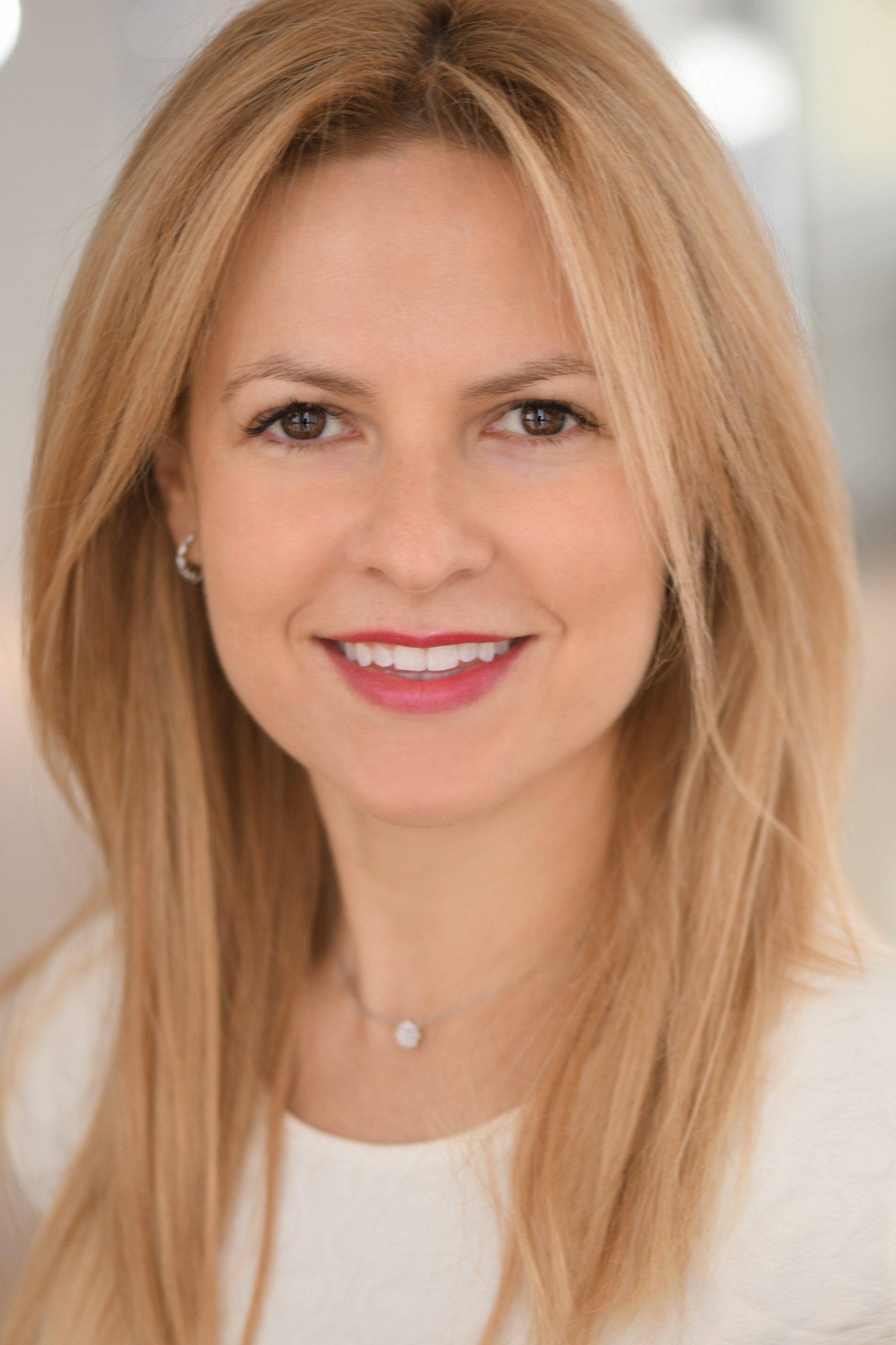 Rebecca "Becki" Danchik, Real Estate Agent New York Coldwell Banker