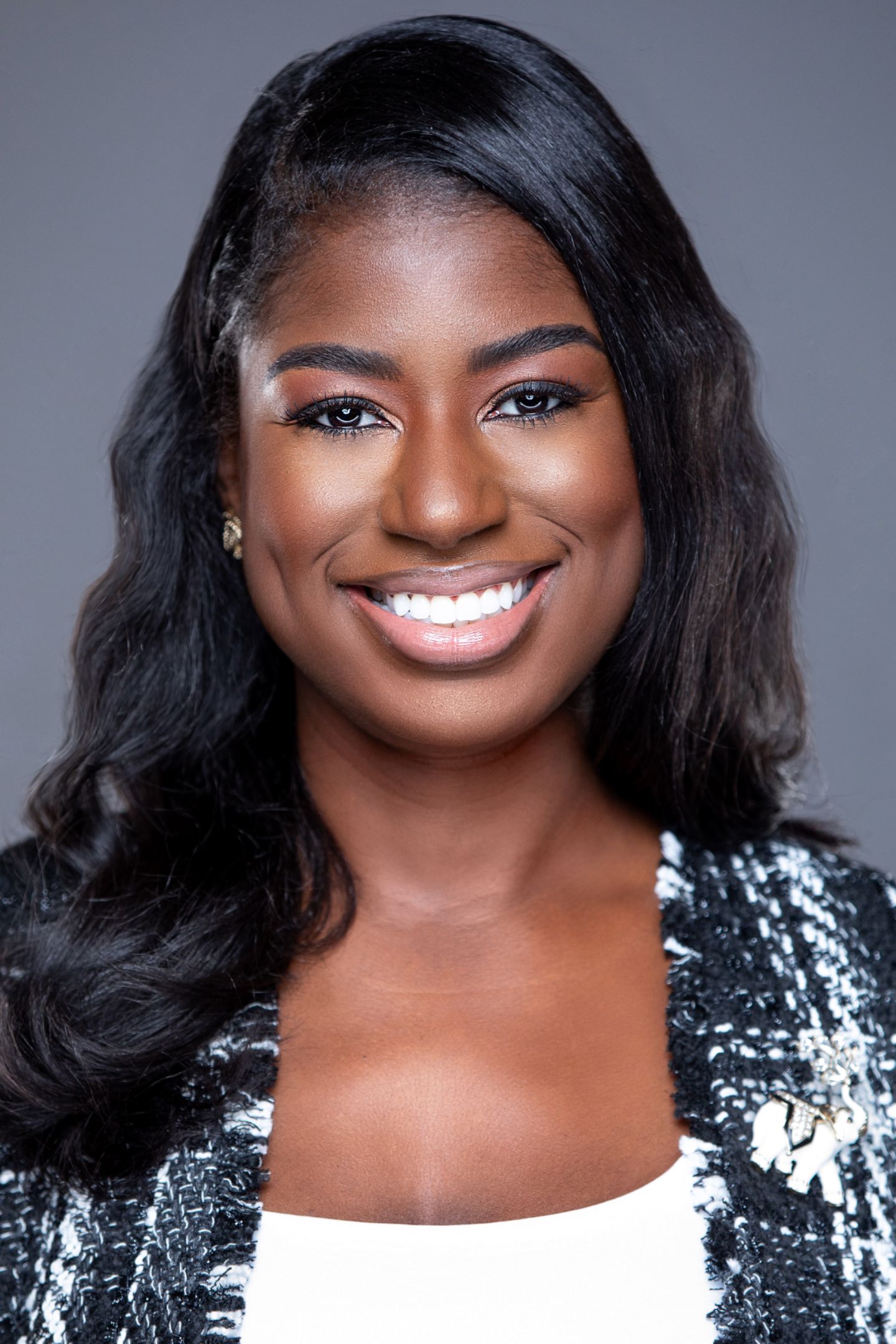 Kayla Dayle, Real Estate Agent North Haven, CT Coldwell Banker Realty