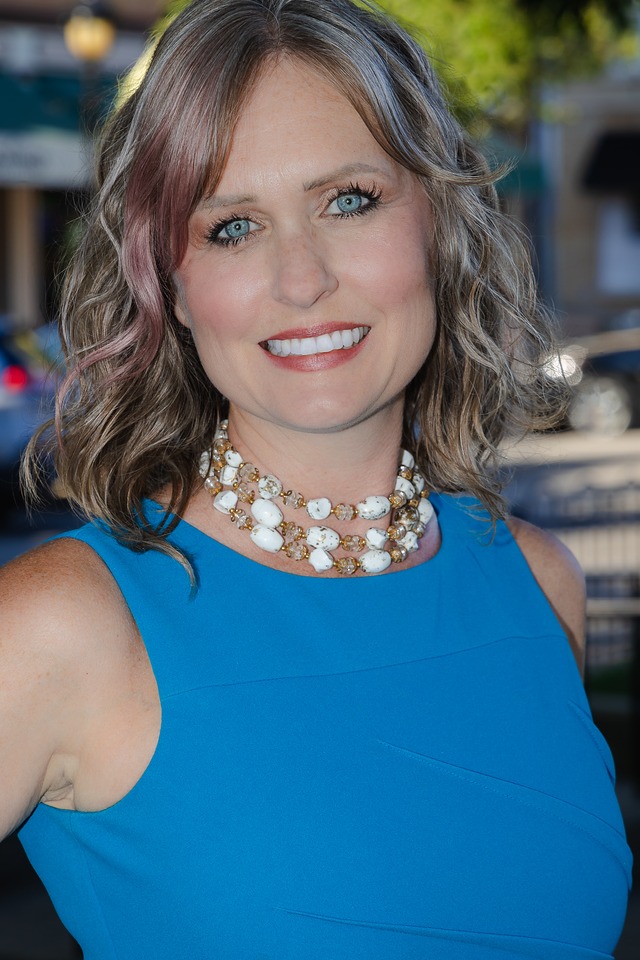 Jessica Laine, Real Estate Agent Cincinnati, OH Coldwell Banker Realty