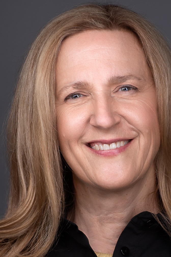 Ellen Christian, Real Estate Agent Darien, CT Coldwell Banker Realty