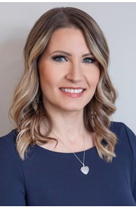 Robyn Makstutis image