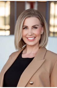 Emily Howard image