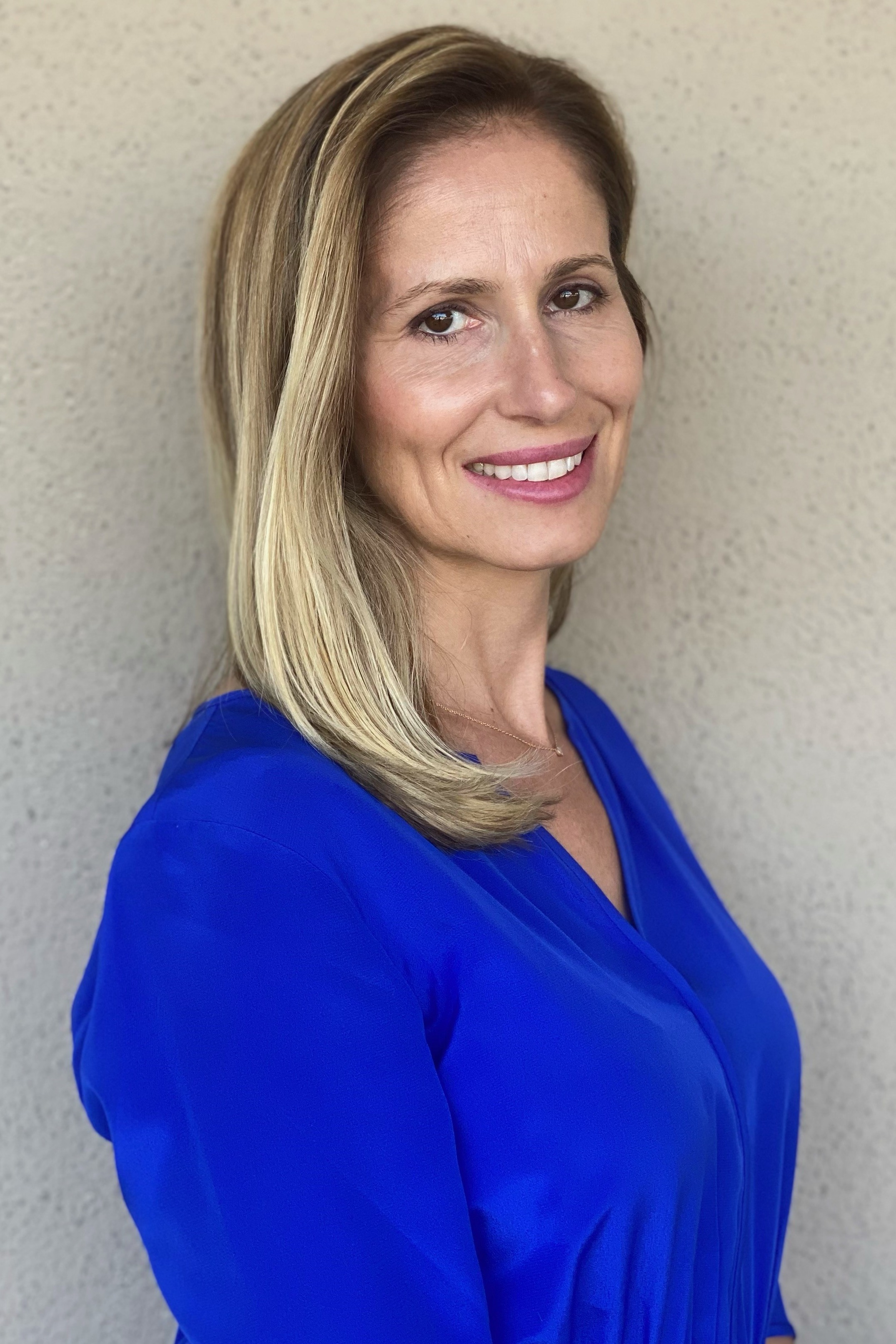 Edith Lei, Real Estate Agent La Canada Flintridge Coldwell Banker