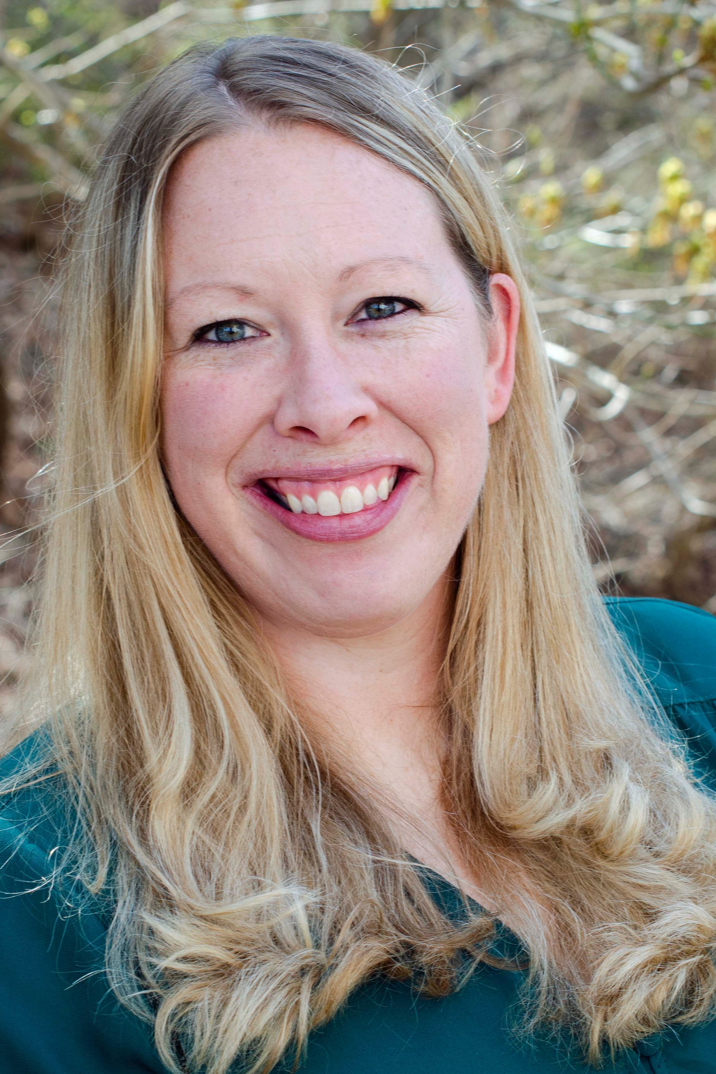 Amy Loftus, Real Estate Agent Maryland Heights, MO Coldwell Banker