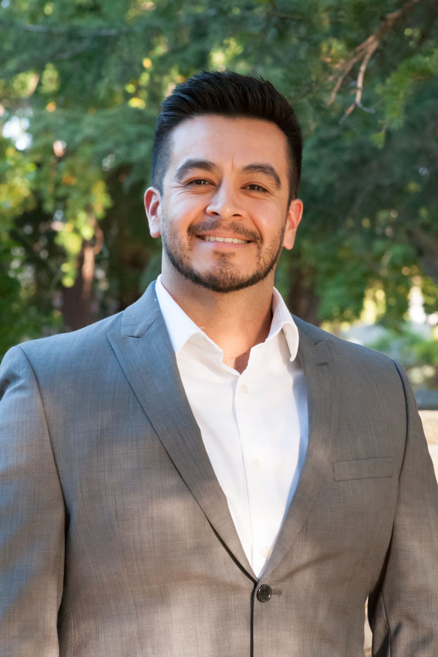 Neil Espinosa Medina, Real Estate Agent Santa Rosa Coldwell Banker