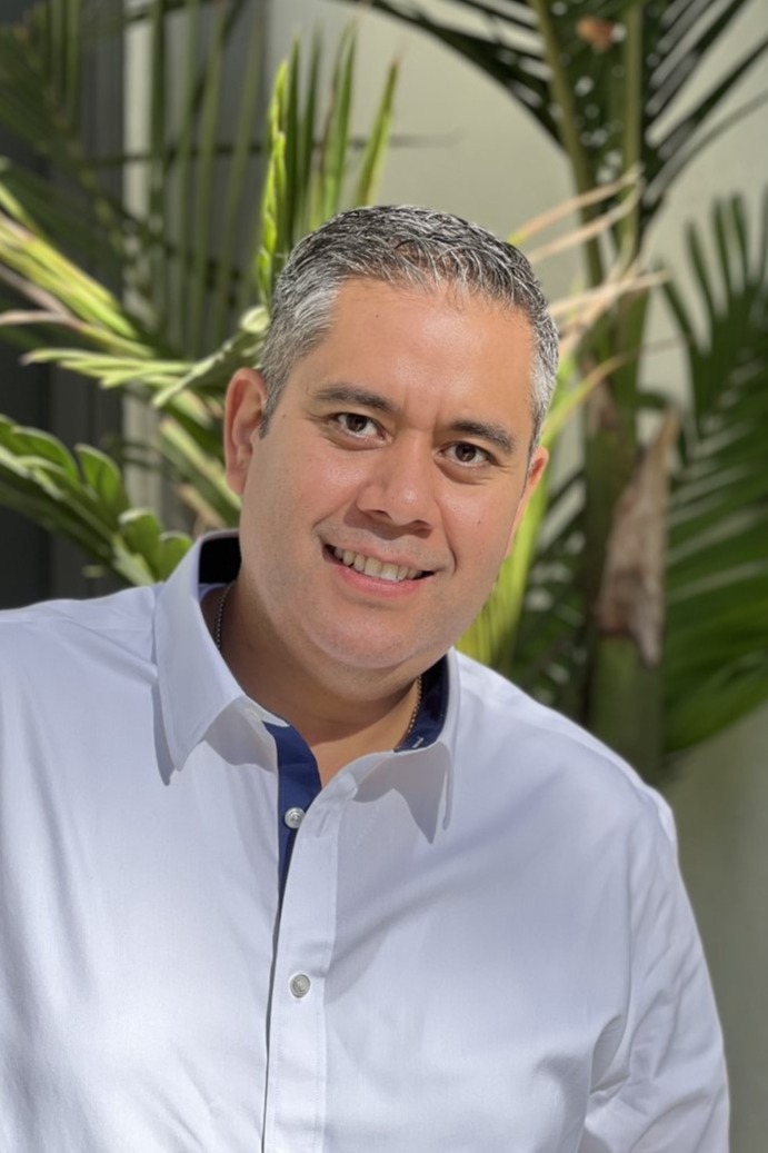 Juan Cruz Martinez, Real Estate Agent La Jolla, CA Coldwell Banker