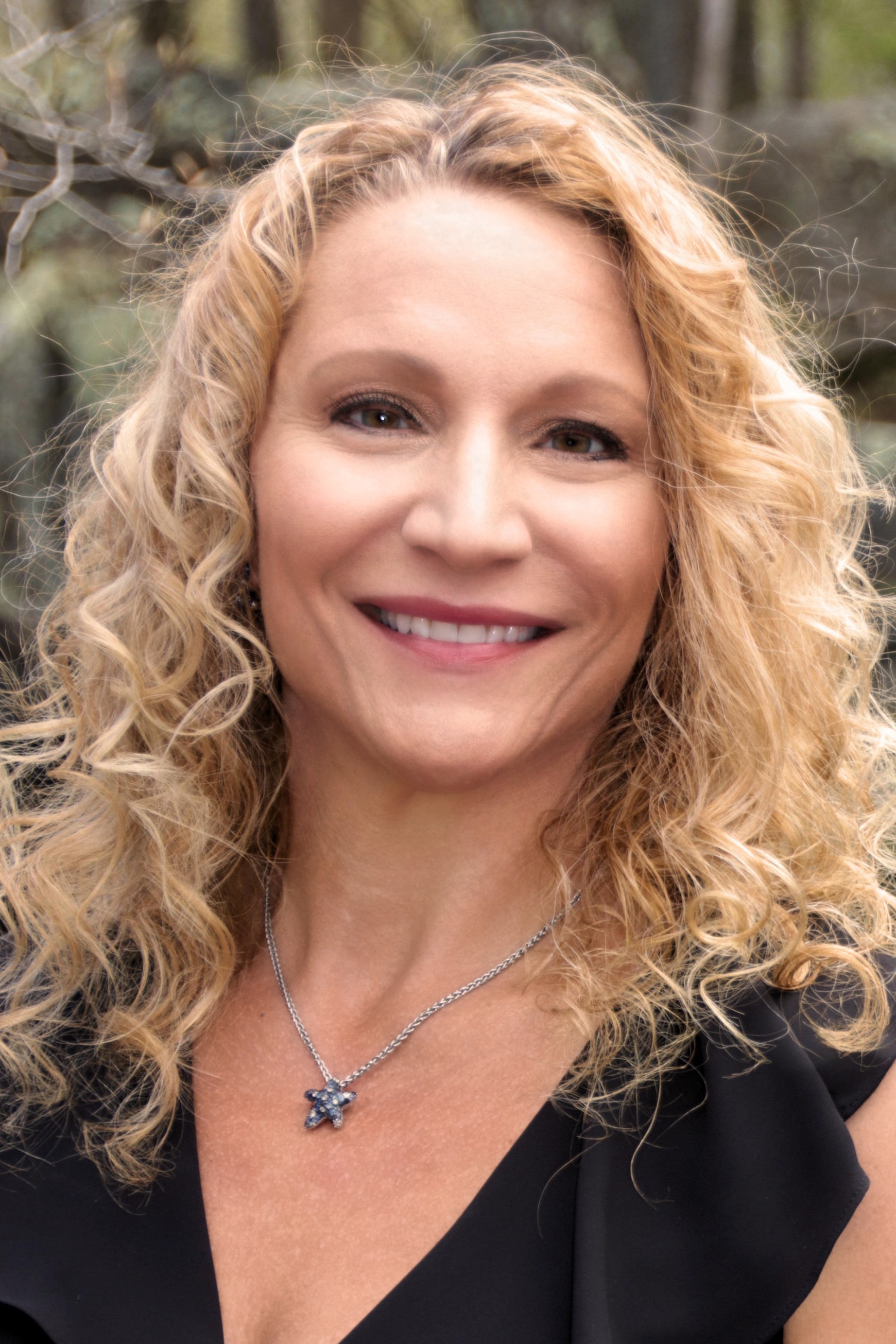 Jeannine Buckley, Real Estate Agent Oxford, CT Coldwell Banker Realty