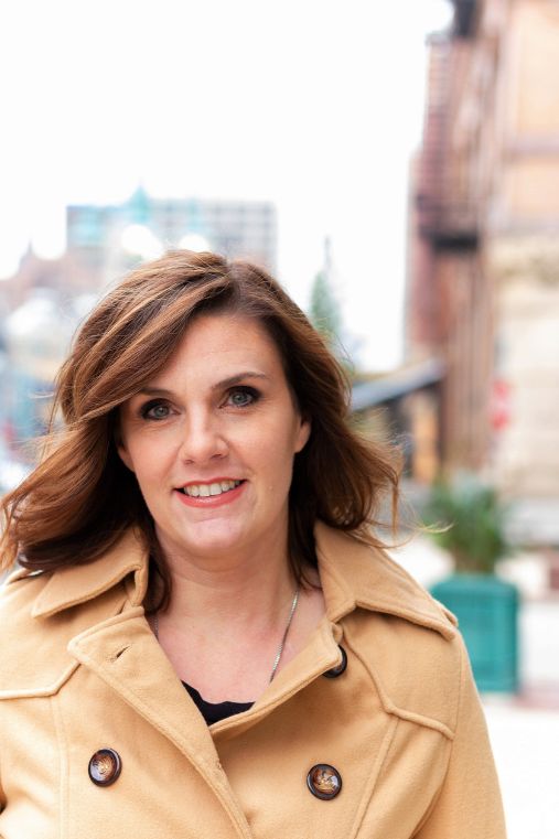 Gabrielle Borowski, Real Estate Agent Mequon, WI Coldwell Banker Realty