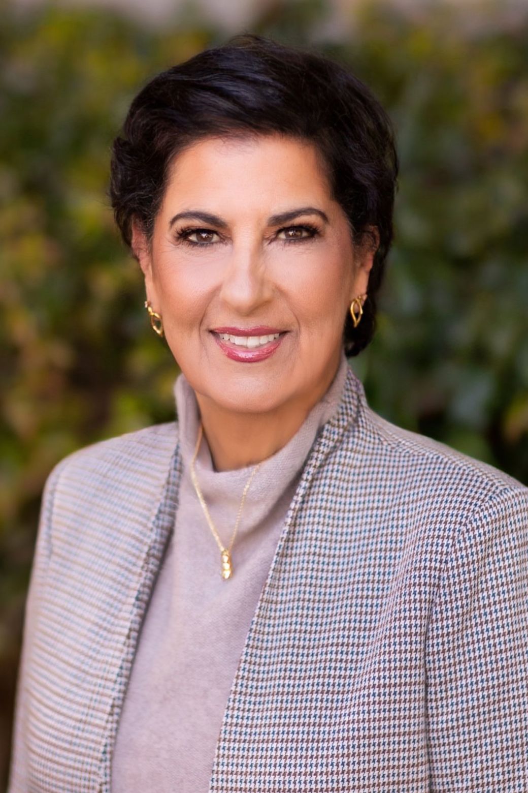 Arlene Hourdajian, Real Estate Agent Encinitas, CA Coldwell Banker