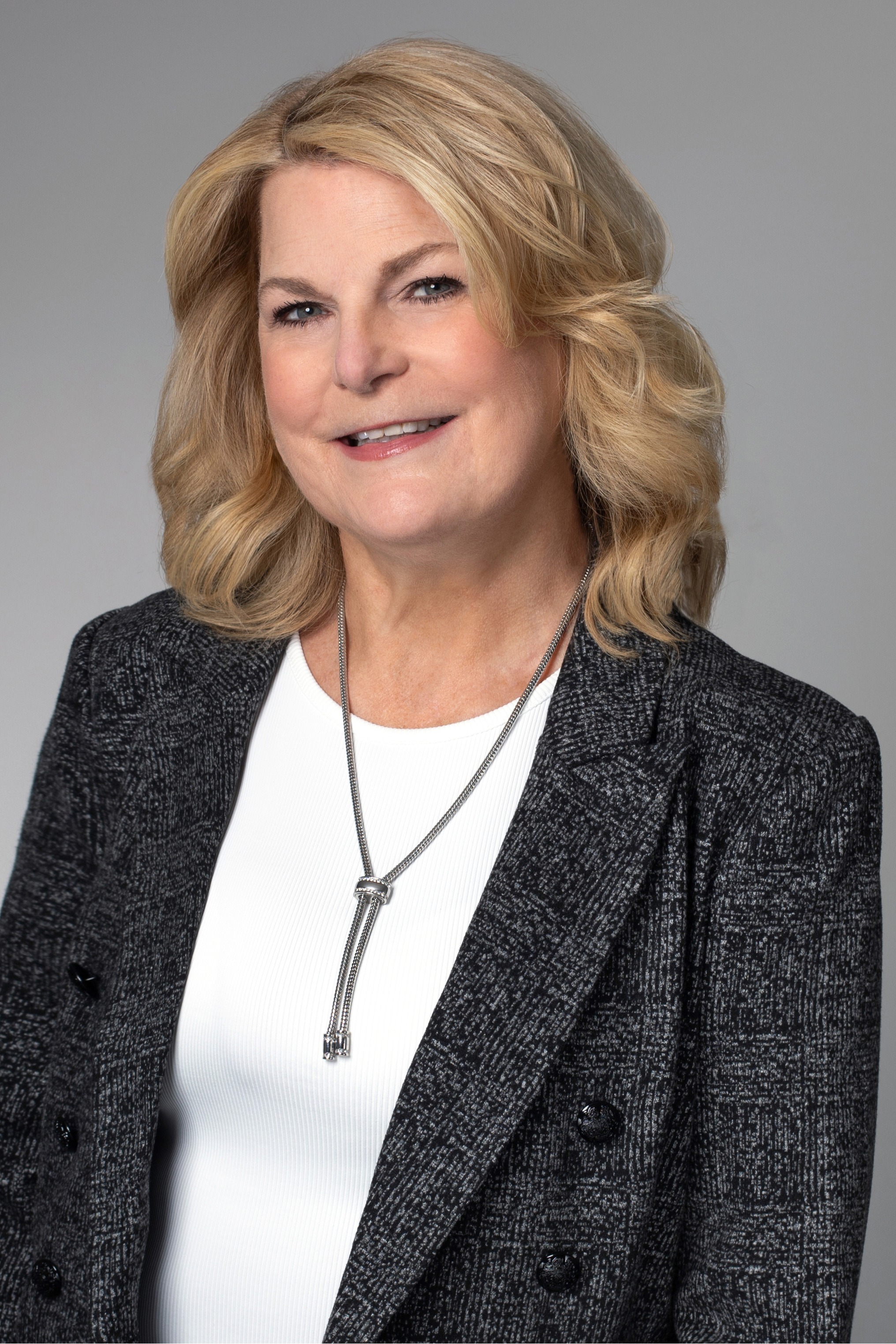 Missi Huff, Real Estate Agent Edmonds, WA Coldwell Banker Bain