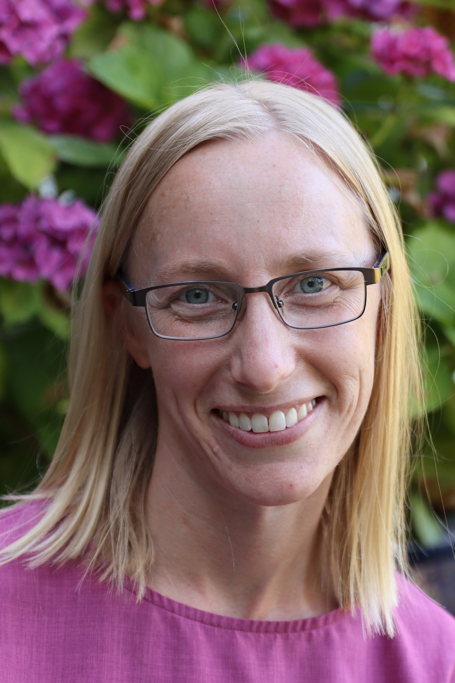 Maggie Wong, Real Estate Agent Bellevue Coldwell Banker Bain