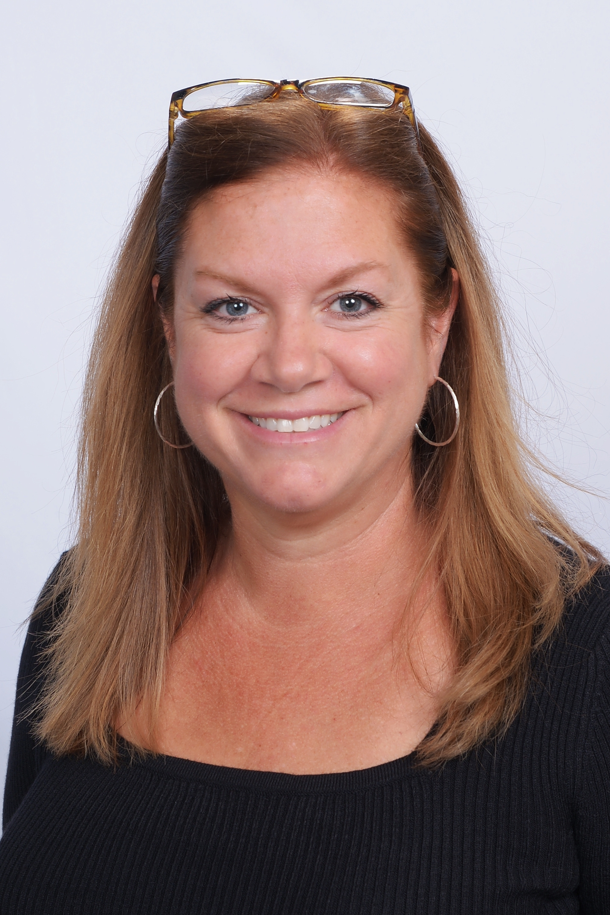 Karen Parker, Real Estate Agent Branford, CT Coldwell Banker Realty