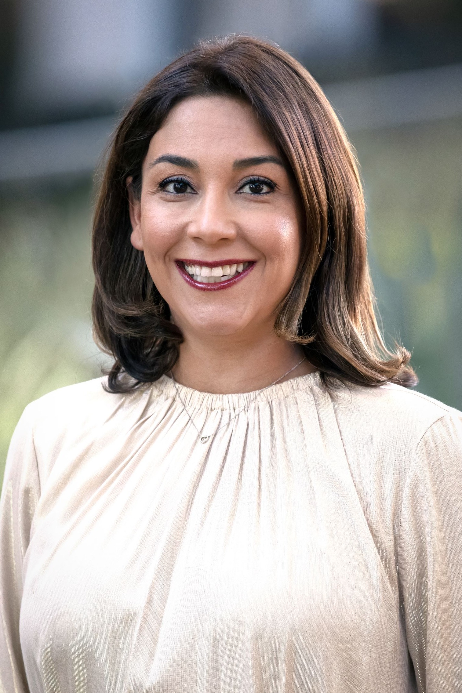 Shahrzad Ehya, Real Estate Agent Westlake Village, CA Coldwell Banker Realty