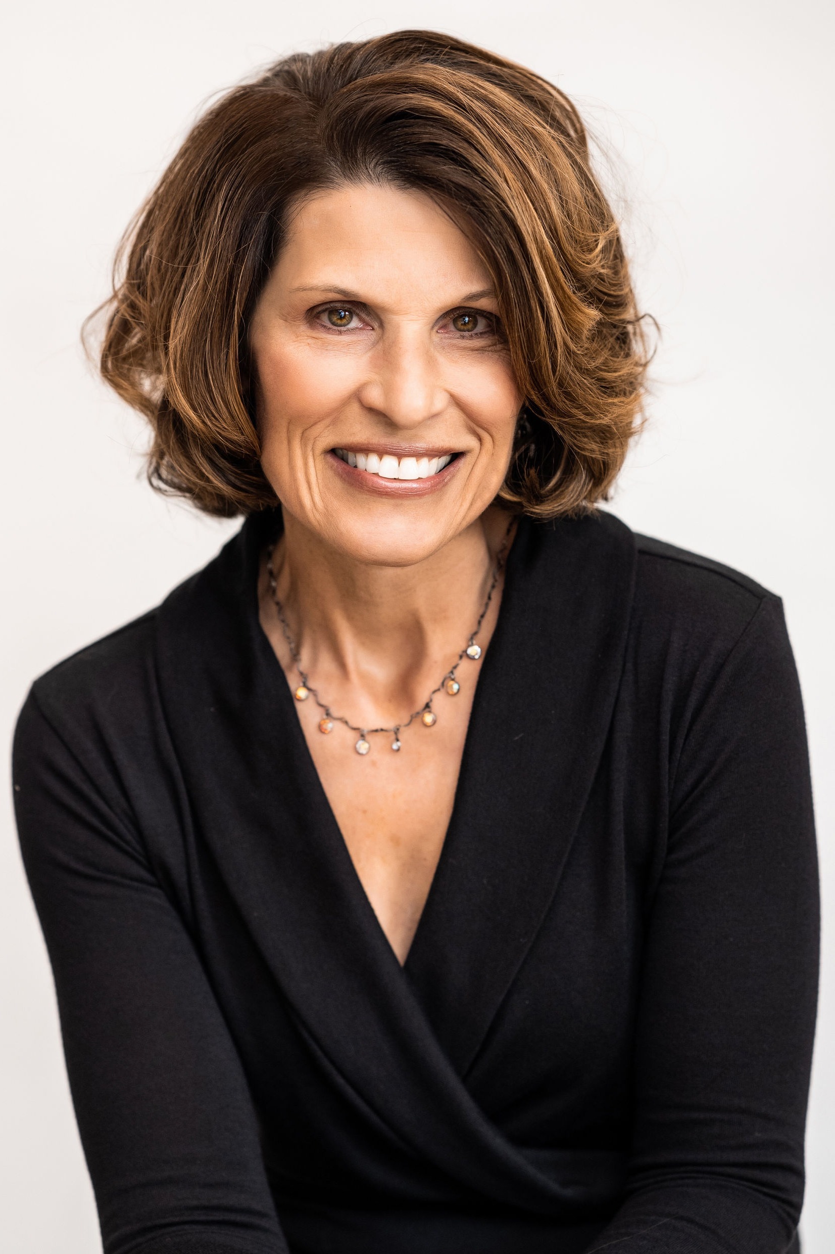 Carol Hanrahan, Real Estate Agent Brookfield, WI Coldwell Banker Realty