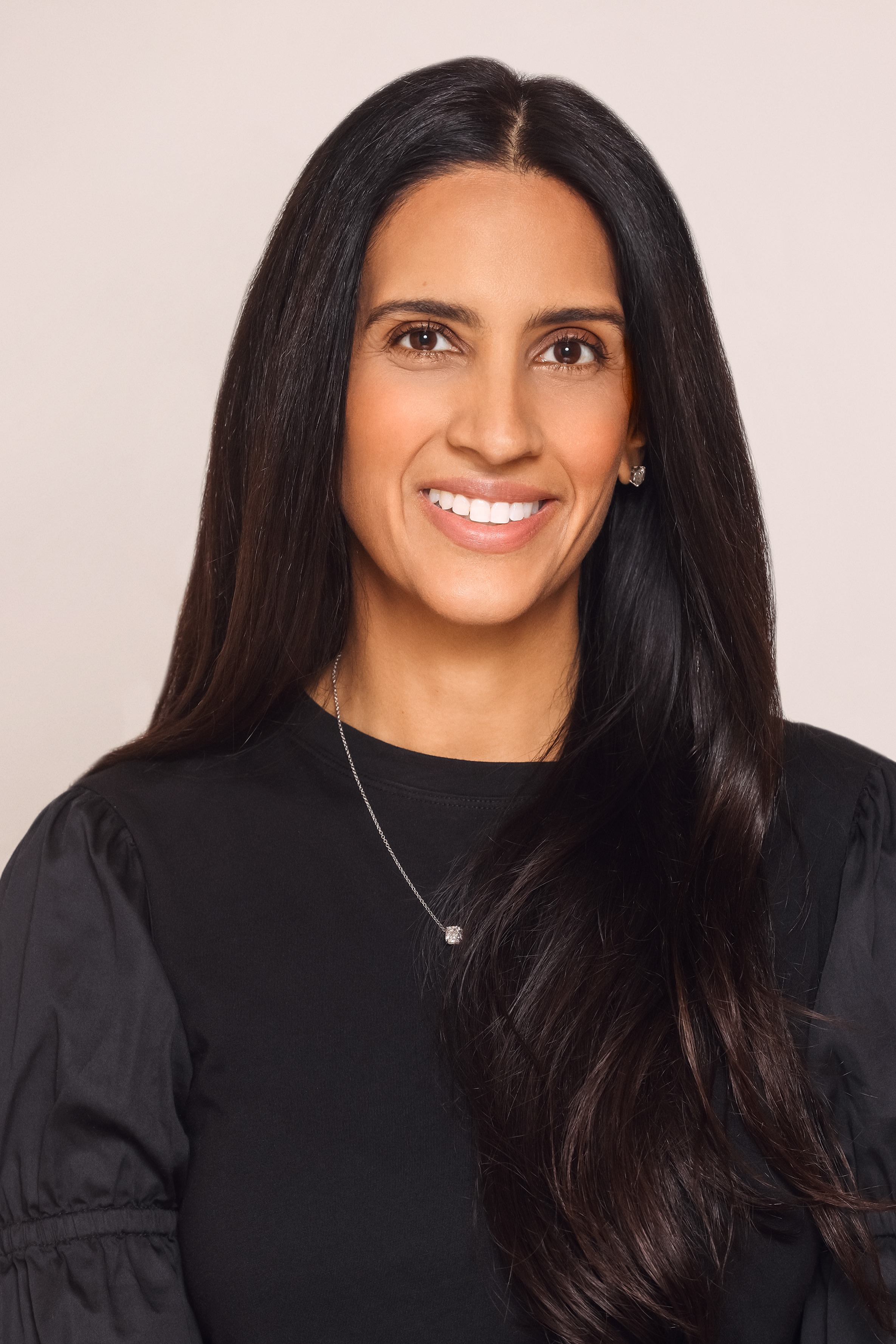 Monisha Rana, Real Estate Agent New York, NY Coldwell Banker Warburg