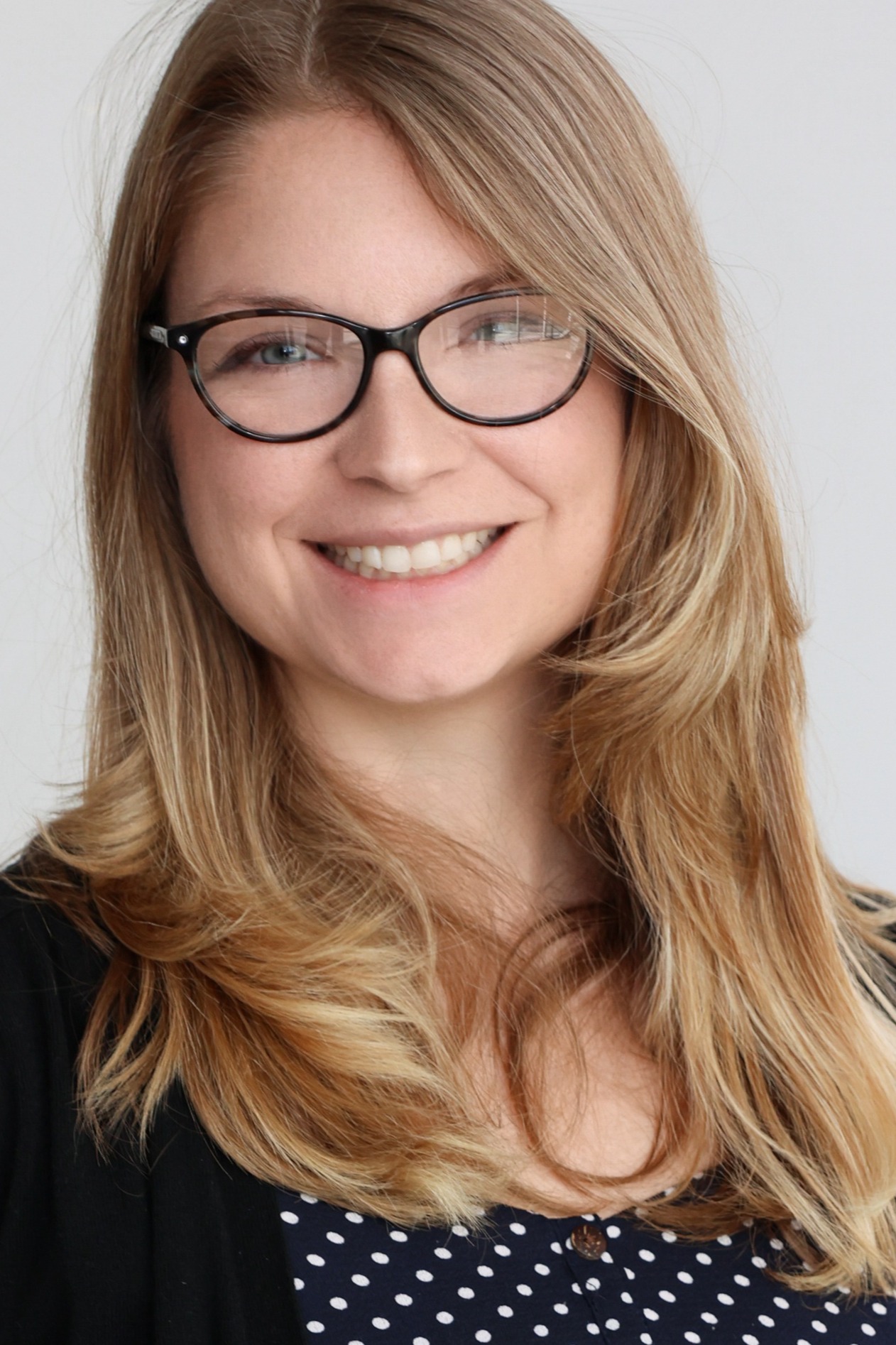 Amber Daves, Real Estate Agent Nashua, NH Coldwell Banker Realty